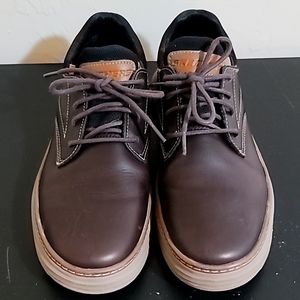 Skechers Classic Fit, Air-Cooled Memory Foam,  gogamat arch. Men's size 7.5